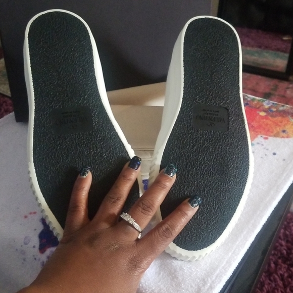 VLTN Sneakers - Picture 8 of 8